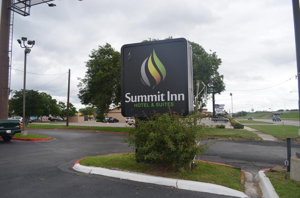 Summit Inn Hotel & Suites San Marcos Dış mekan fotoğraf